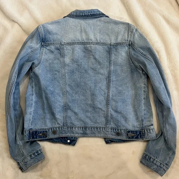 Carly Jean Los Angeles Fletcher Jean Jacket - Picture 6 of 6